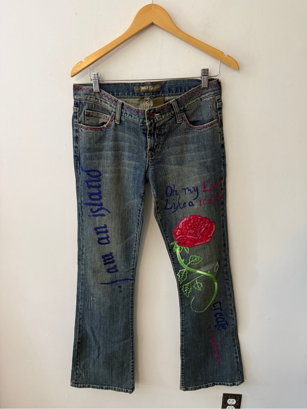 Y2K vintage switch usaEmbroidered Blue Denim Jeans with Writing Red Rose Detail